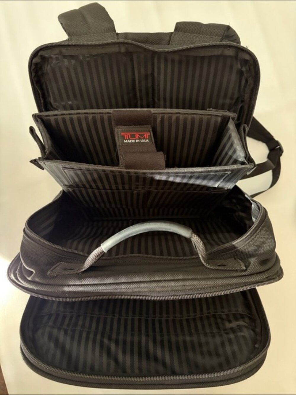 Tumi Backpack Alpha Black Laptop Backpack (Model 2644D3) Older Version - Picture 7 of 16